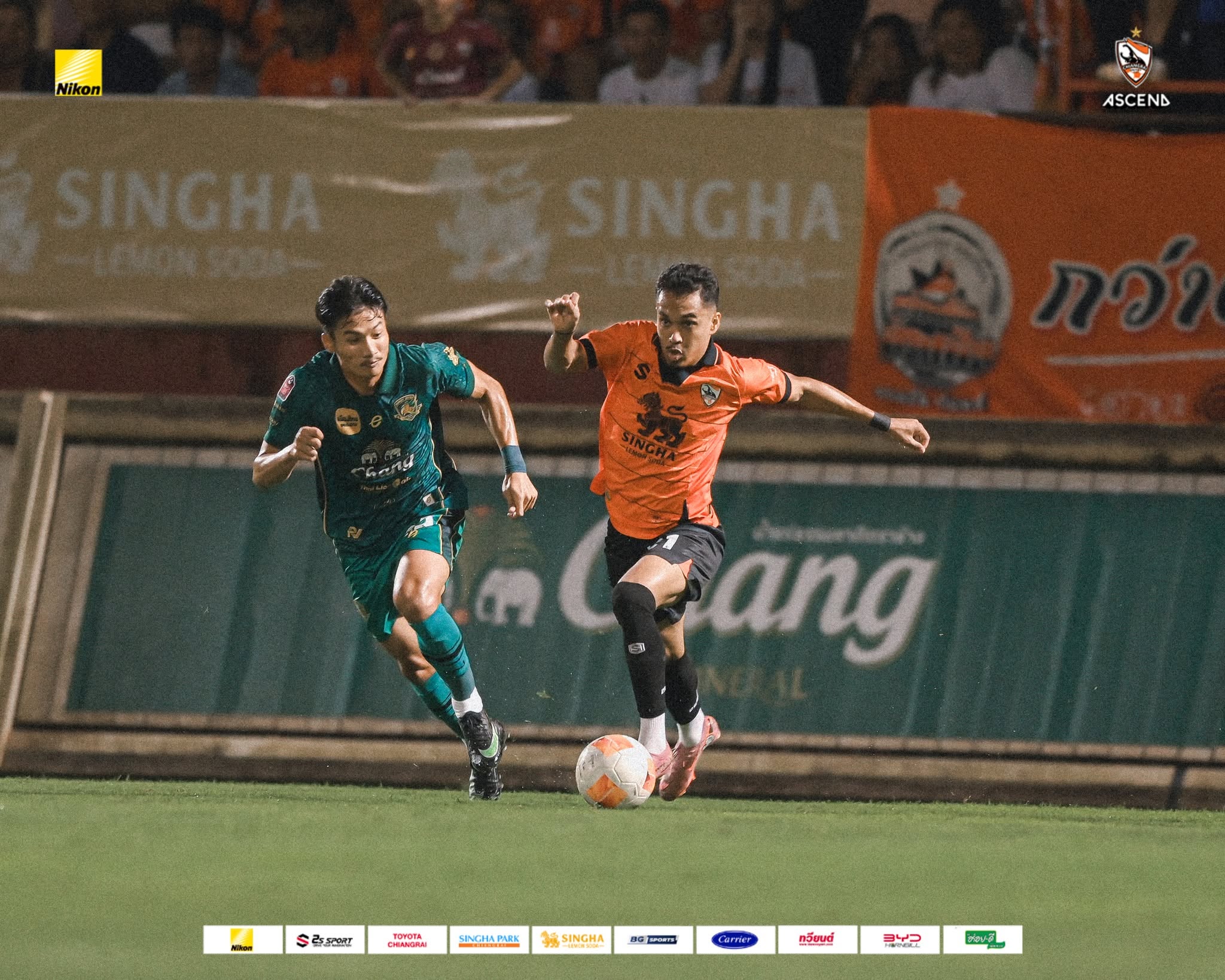 Chiangrai United players react during defeat to Sisaket United